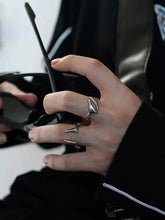 Linear Vintage Open Ring
