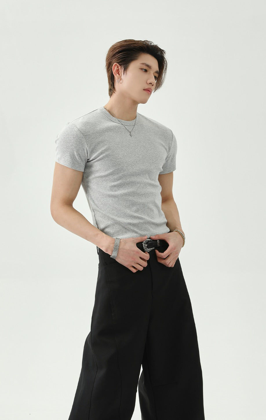 Round Neck Slim Fit Short Sleeve T-shirt