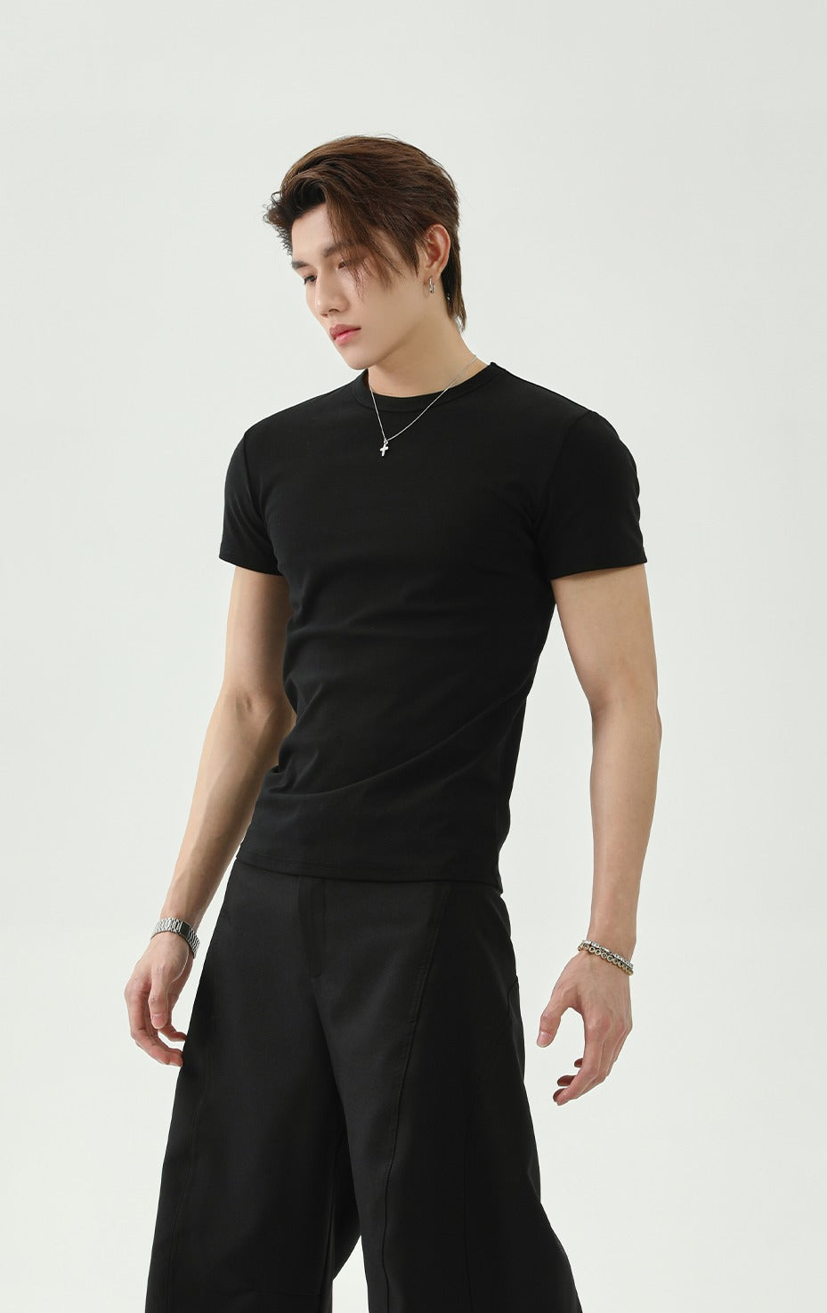 Round Neck Slim Fit Short Sleeve T-shirt