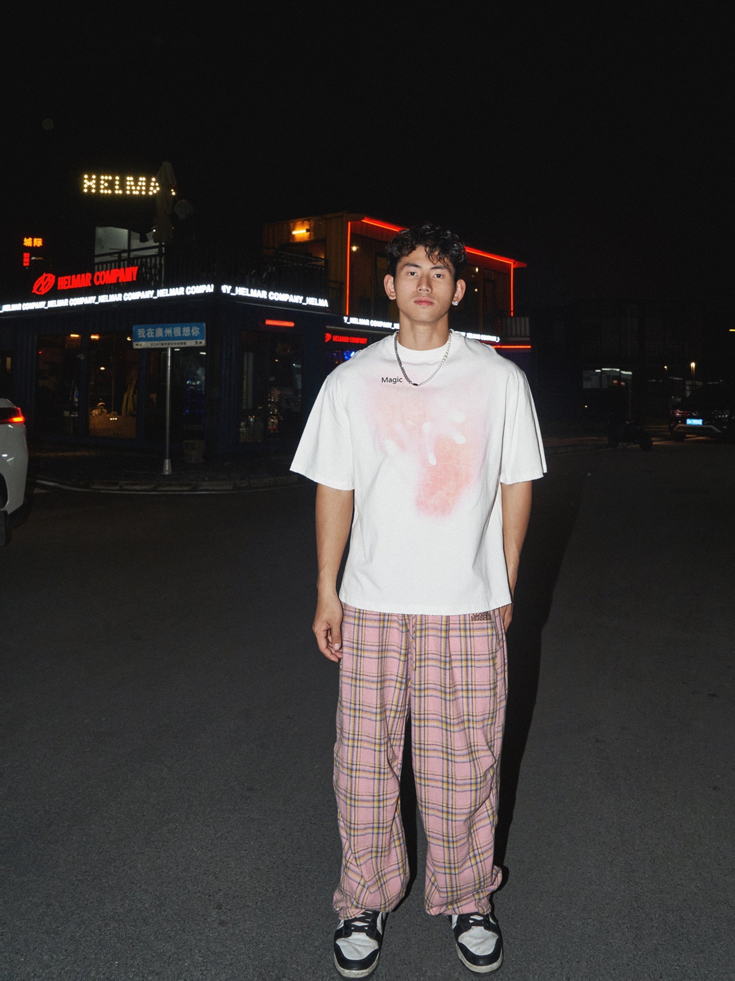 Abstract Letter Print Loose Fit T-shirt