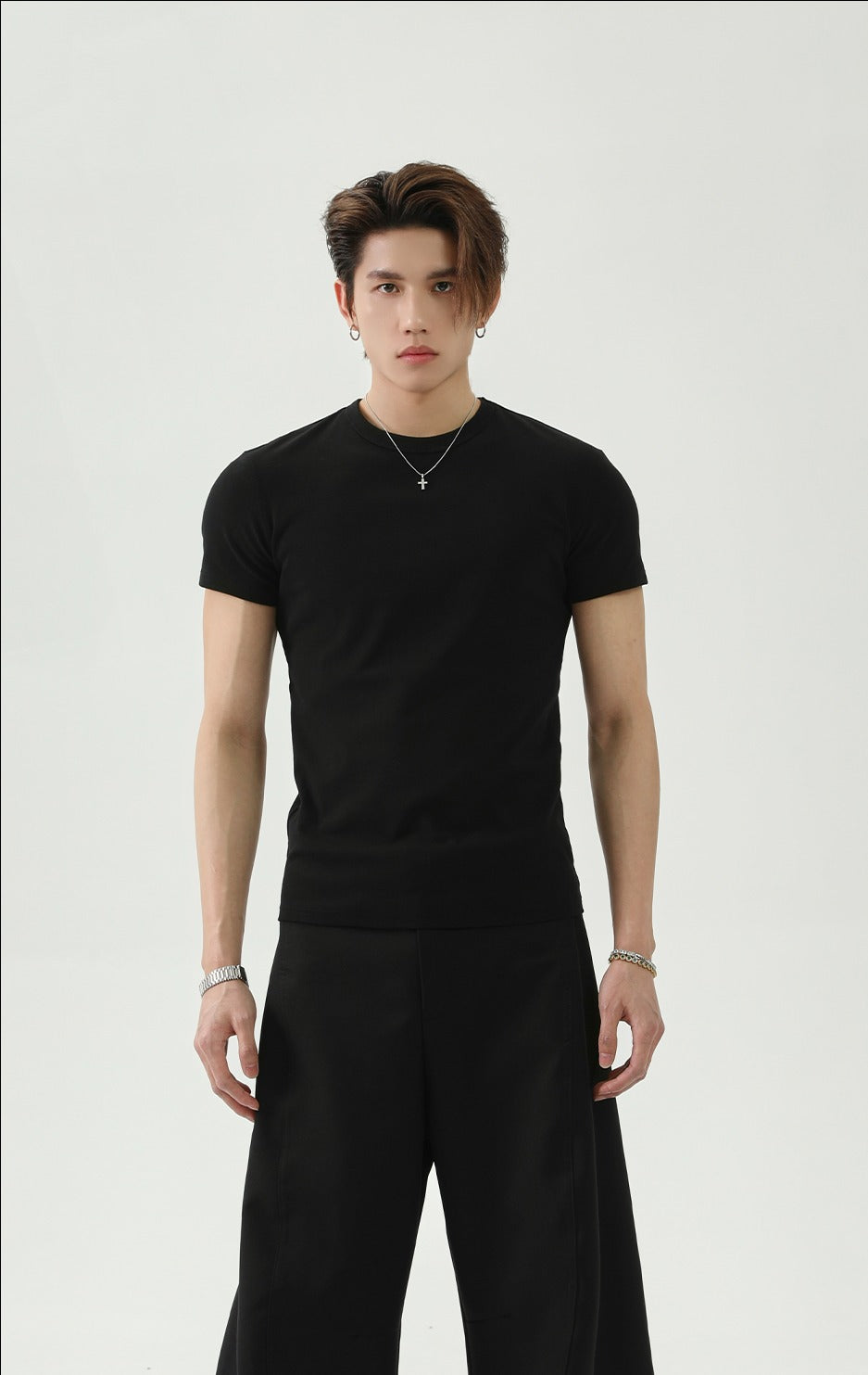 Round Neck Slim Fit Short Sleeve T-shirt