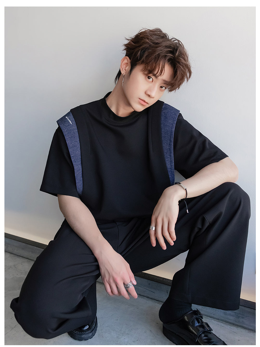 Round Neck Contrast Color T-shirt