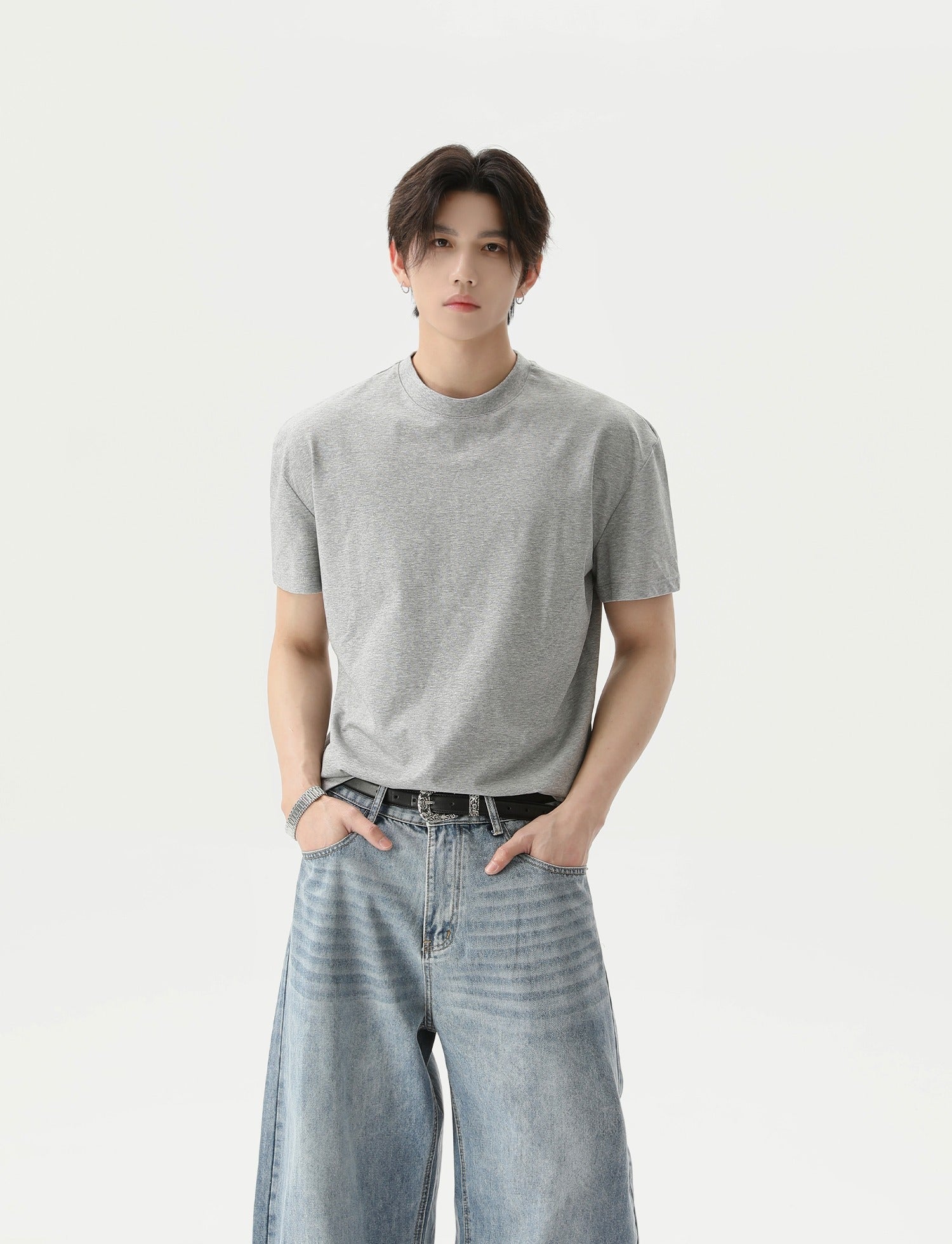 Round Neck Slim Fit Short Sleeve T-shirt