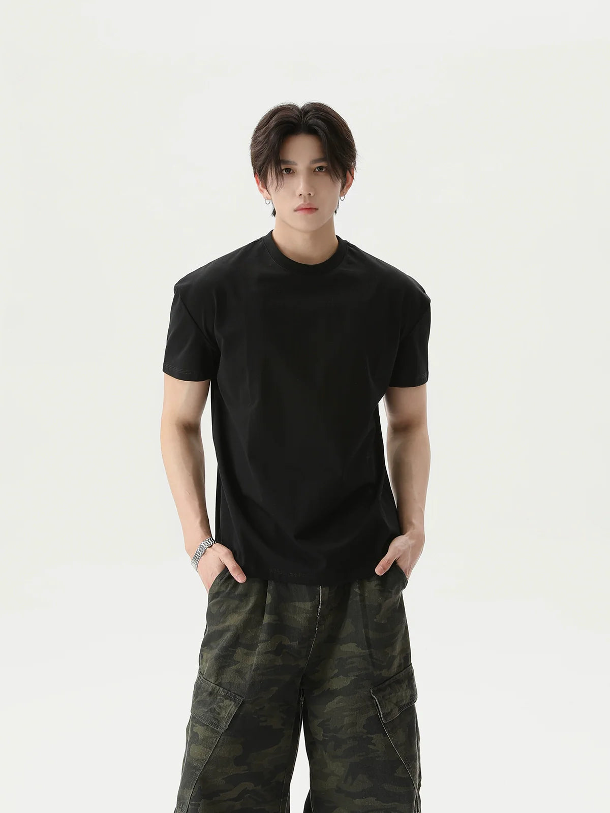 Round Neck Slim Fit Short Sleeve T-shirt