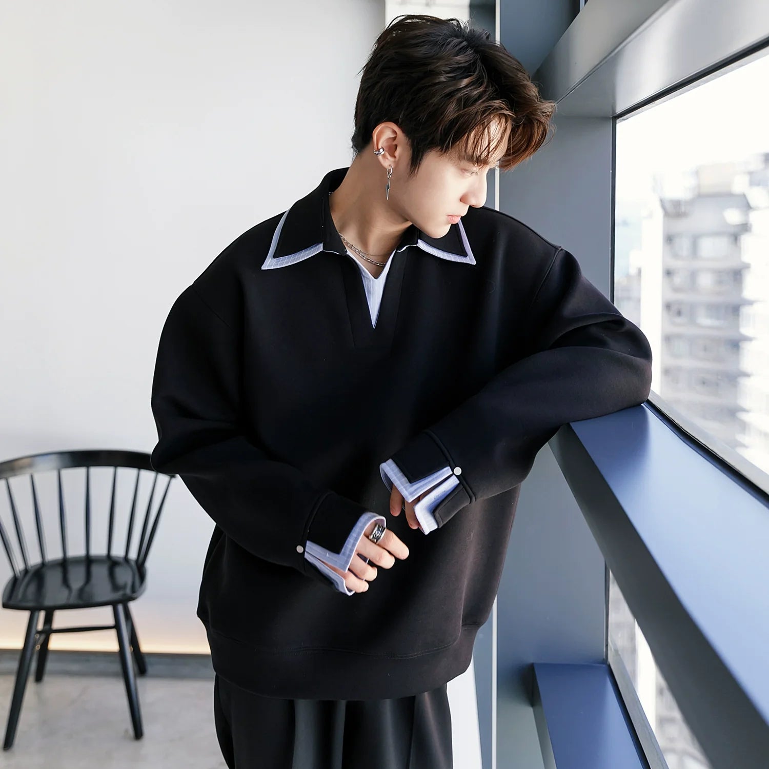 Loose Fit Contrast Color Pullover