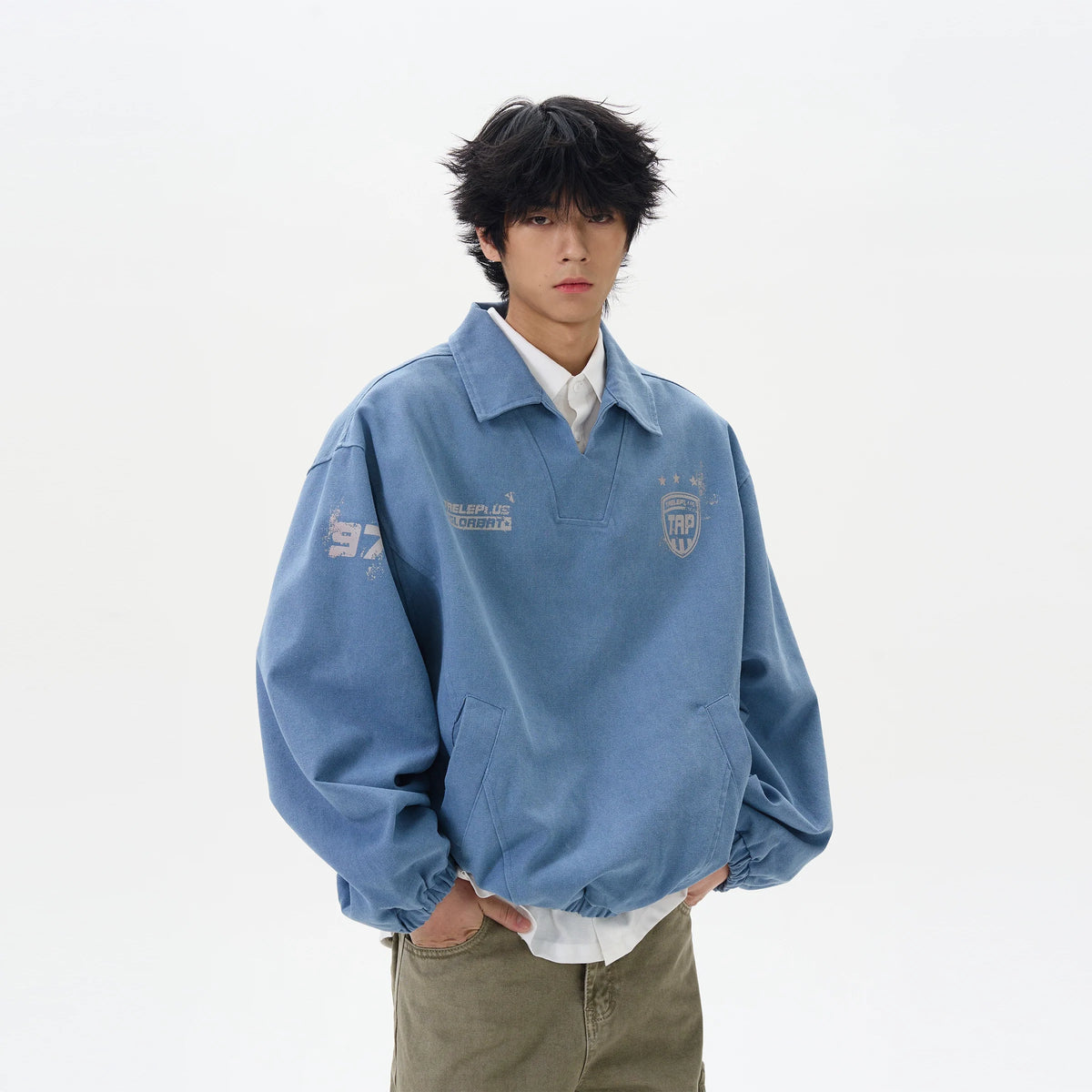 V-neck Cargo Pullover