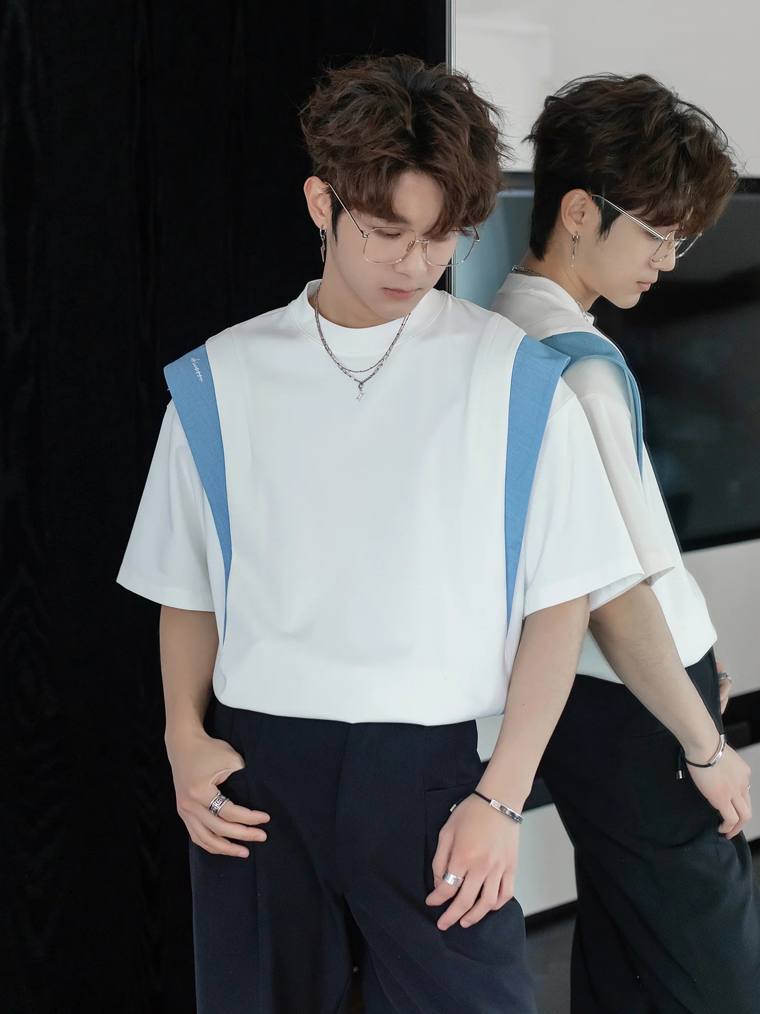 Round Neck Contrast Color T-shirt