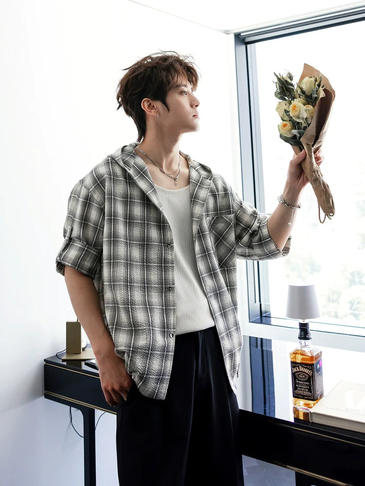 Plaid Short-Sleeve Casual Shirt