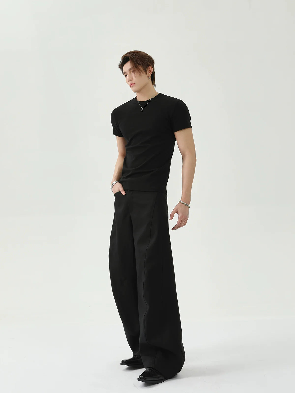 Round Neck Slim Fit Short Sleeve T-shirt